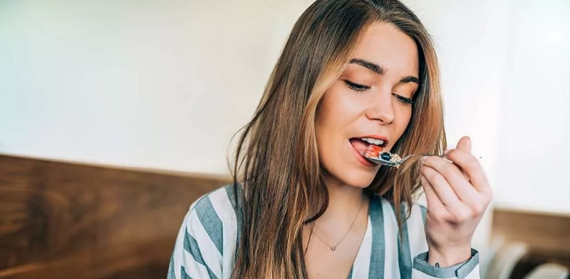 Рецепт летнего завтрака: ленивая овсянка